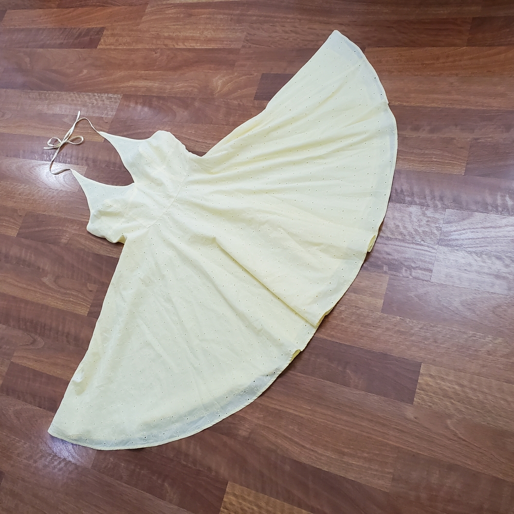 Reitmans EYELET Yellow Backless Dress fits Sz 12 - Picture 6 of 11